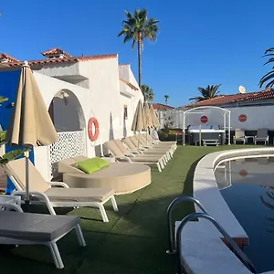 Rainbow Golf Bungalows, Gay Men-only 3*, Maspalomas (Gran Canaria) Hiszpania